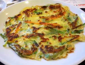 Korean-green-onion-pancake-Pajeon